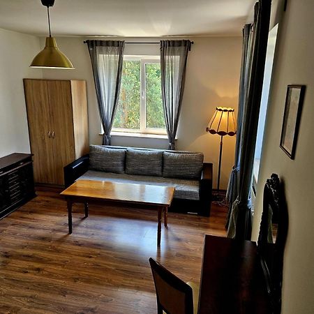 Dworska Apartman Józefów Kültér fotó
