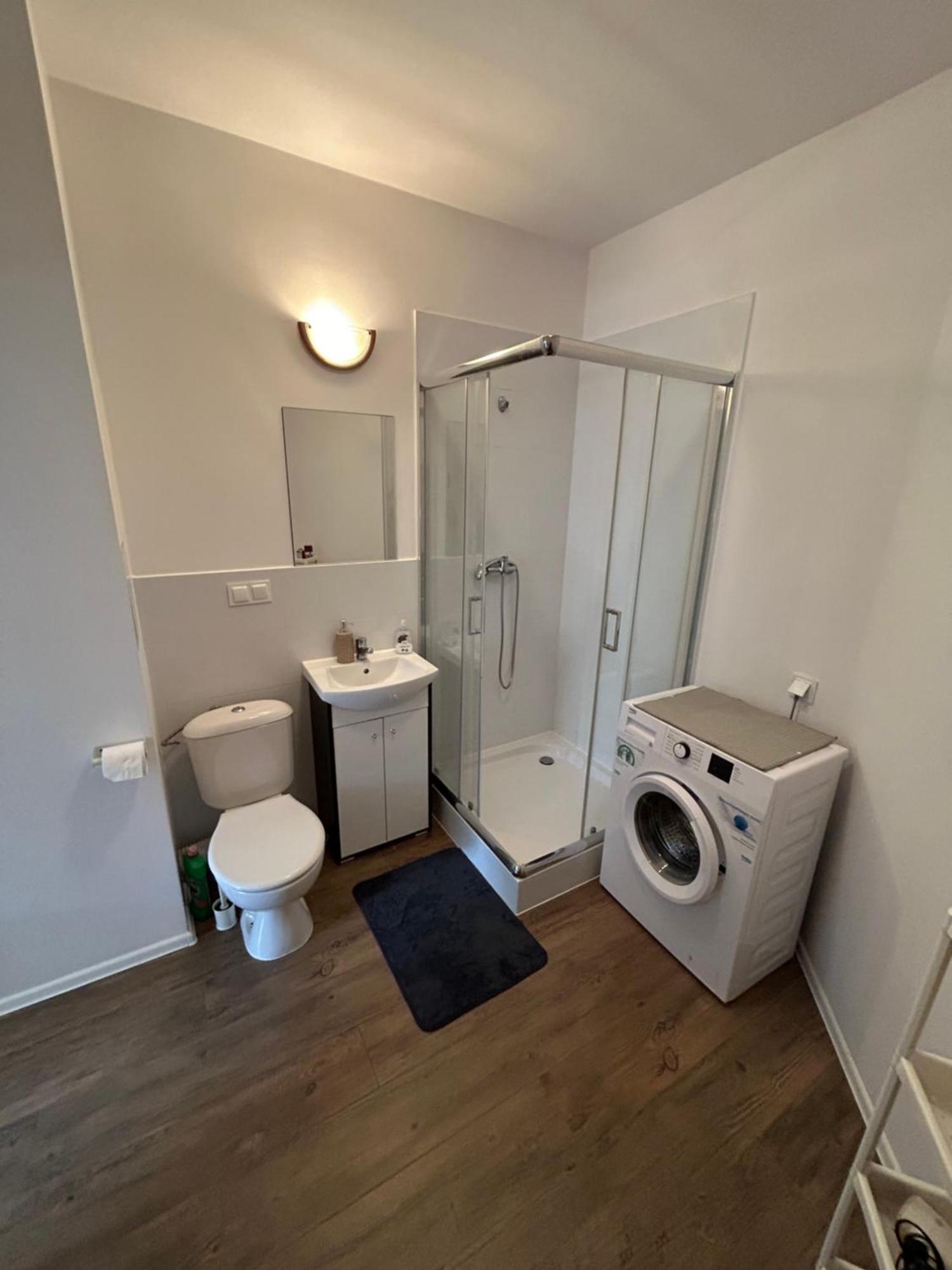 Dworska Apartman Józefów Kültér fotó